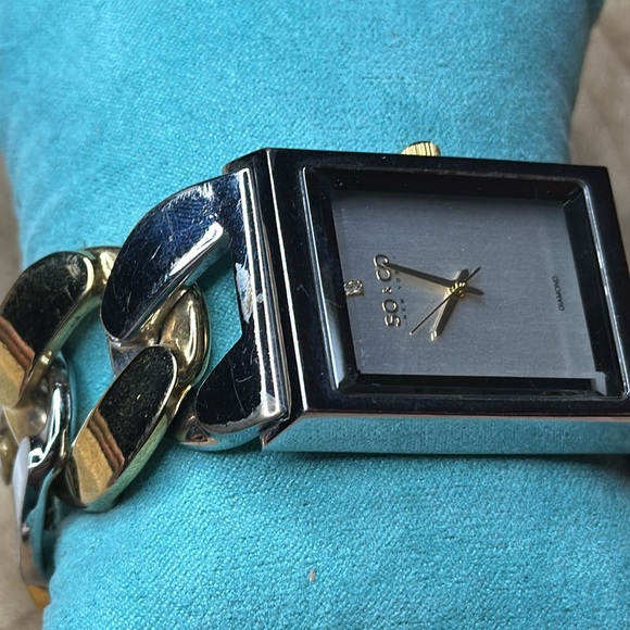 So & Co Gold Chain Band Watch unique 2 toned - Picture 4 of 9
